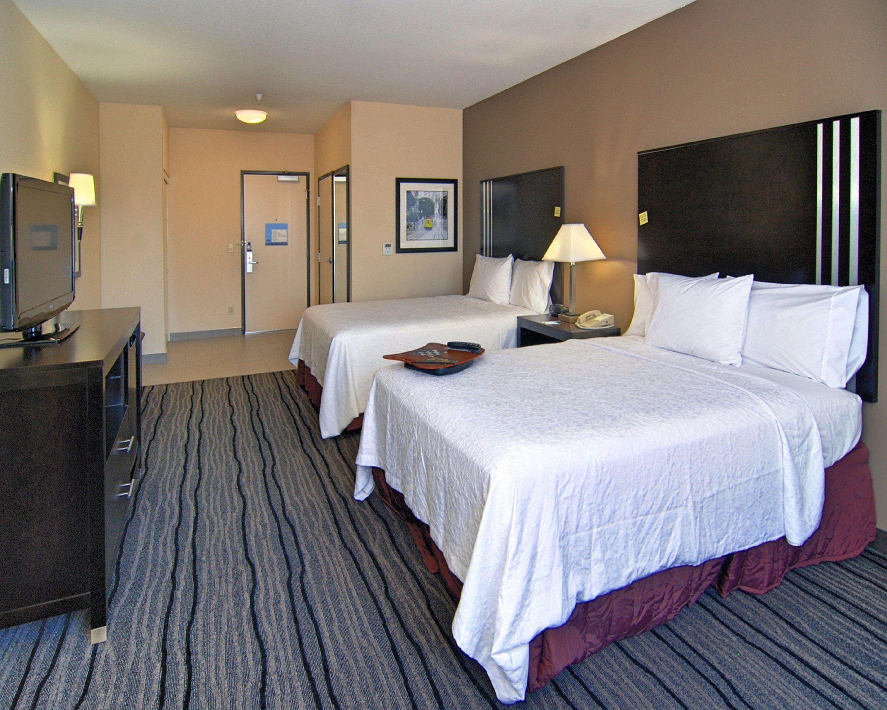 Hampton Inn&suites Hotel