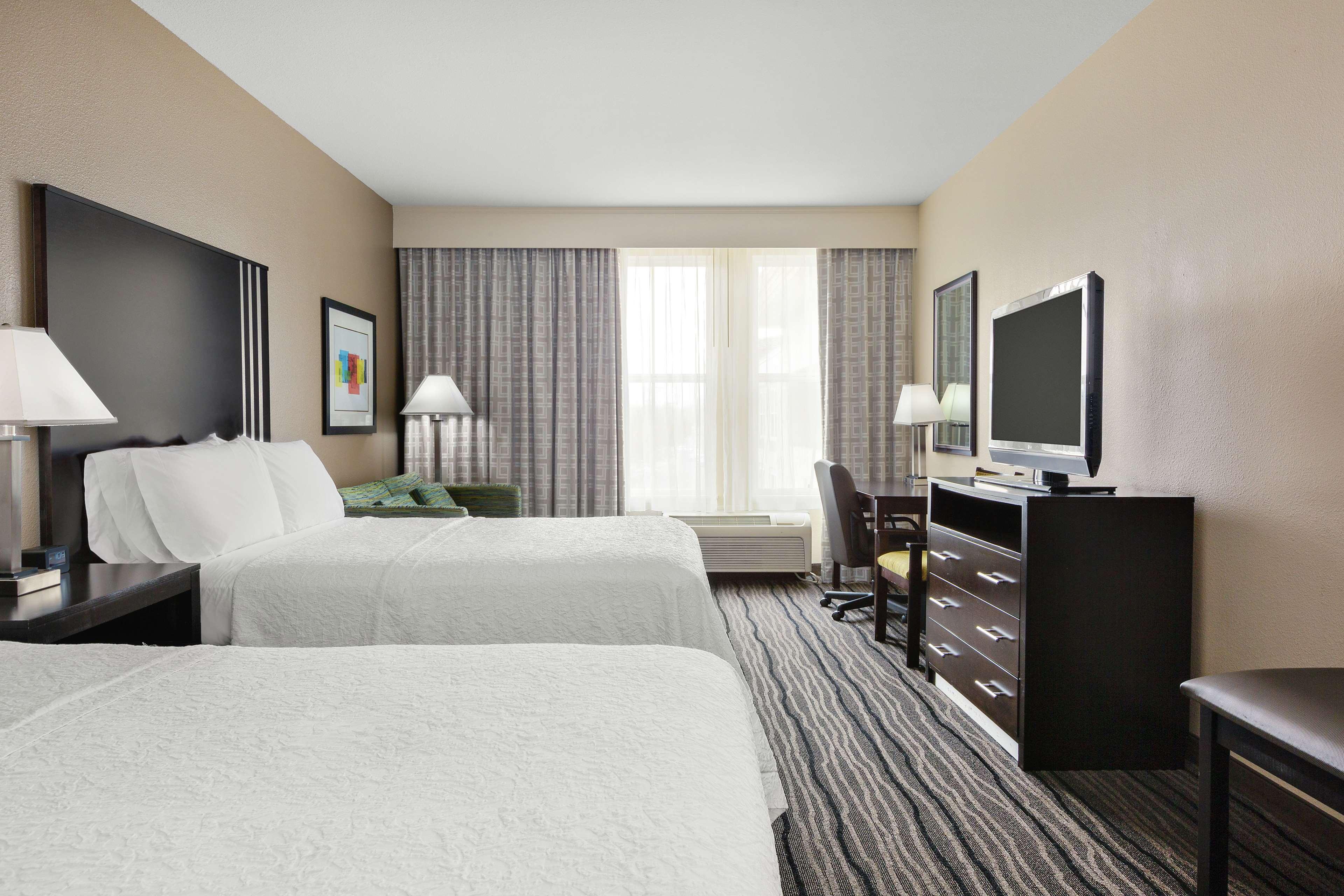 Hampton Inn&suites