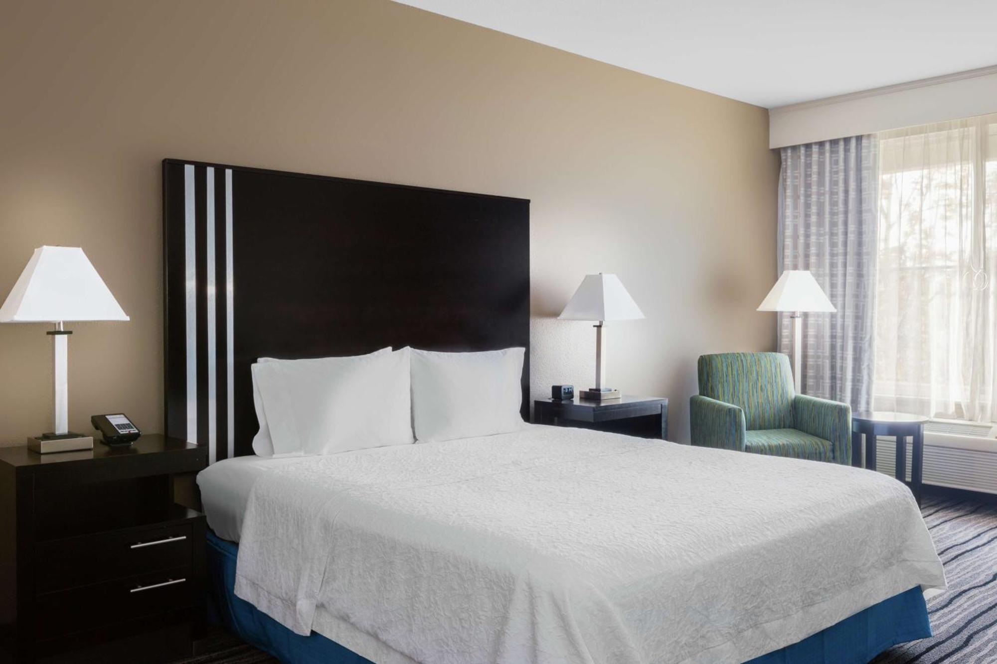 Hampton Inn&suites 3*